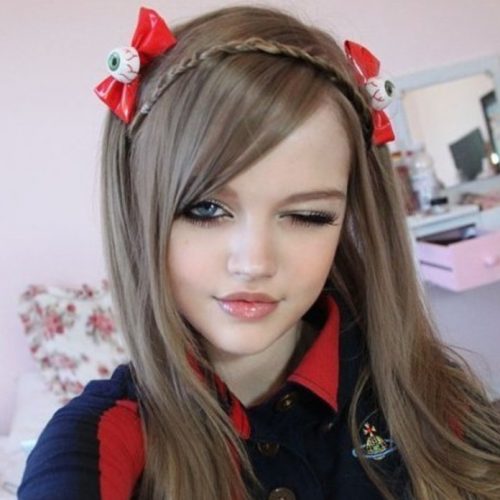Eyeball Red Bow Hair Accessory